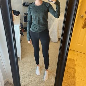 Lululemon Swiftly Tech Long-Sleeve Shirt blue/green size 6